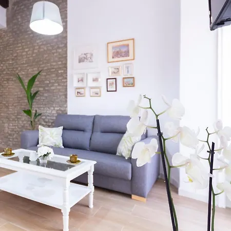 Apartment Sanders Jacaranda - Inviting Two-bedroom Downtown